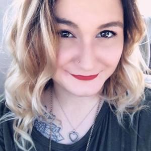 Meet your Posher, Tabitha